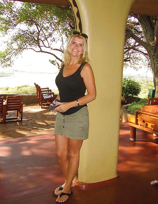 25P Sexy mom Chantal