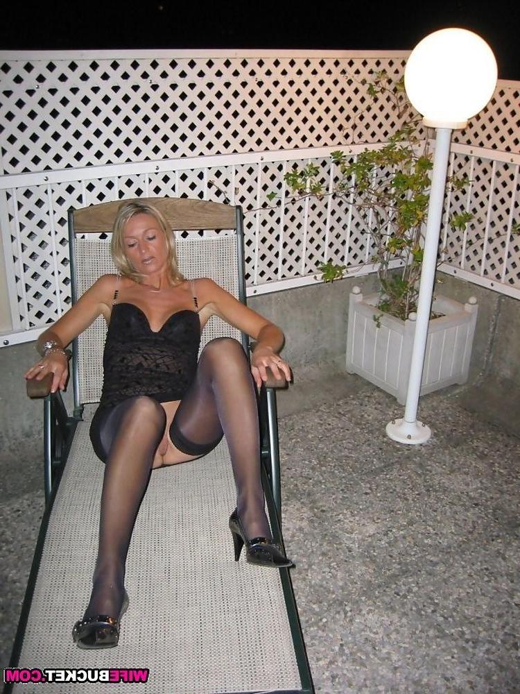 11P Submitted amateur swinger pics