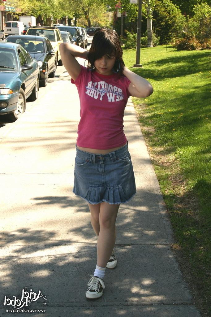 16P Teen in short skirt outdoors