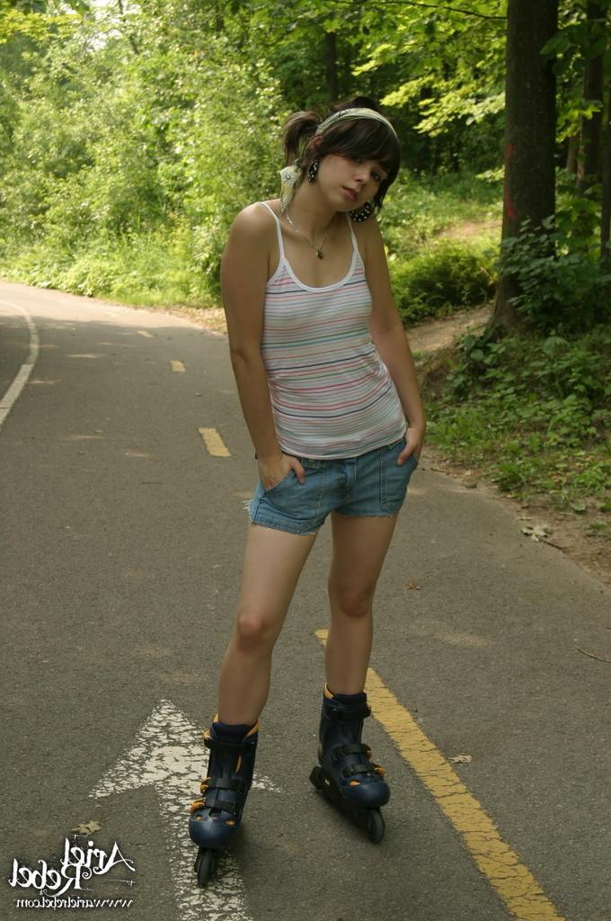 16P Teen nipping outdoors