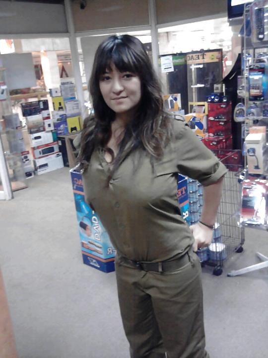 6P Israeli soldier