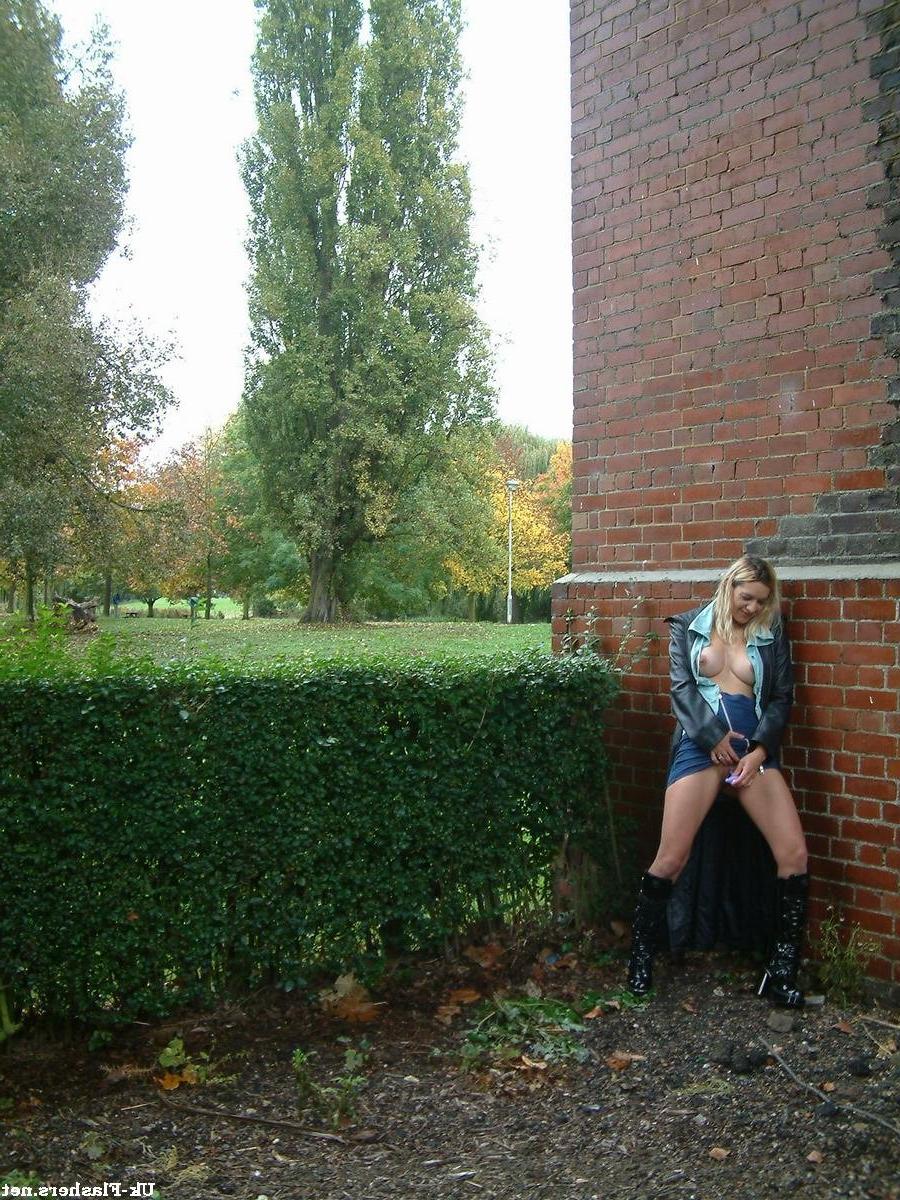 16P Naughty amateur exhibitionist EmmaLouise takes a huge dildo into