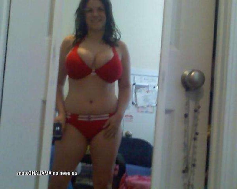 10P horny bbw teasing naked on the bed