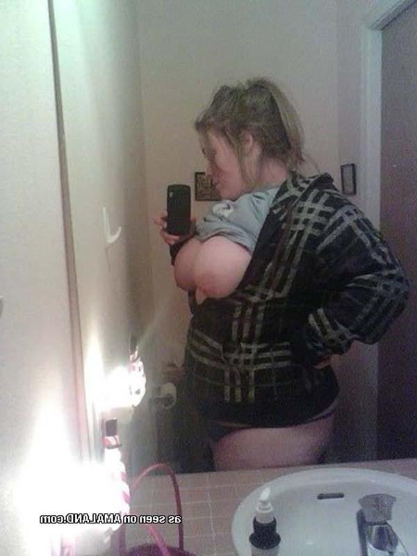 10P collection of hot selfpics of thick amateur gfs
