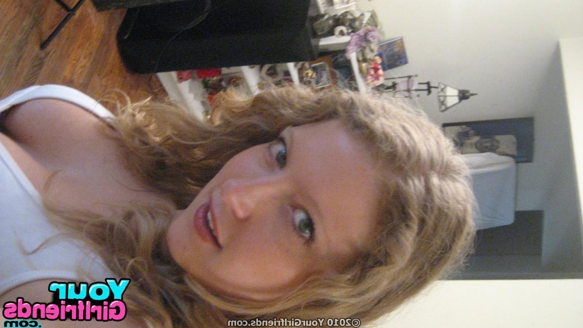 10P Blonde softy takes some hot naked self pics in her mirror for her boyfriend