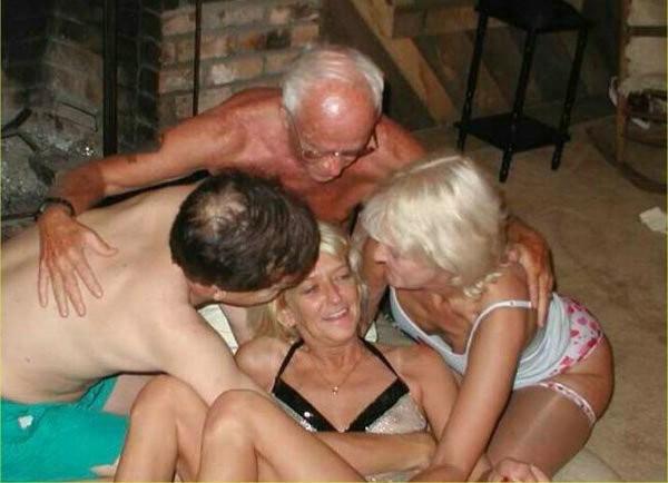 14P old swinger couples share partners