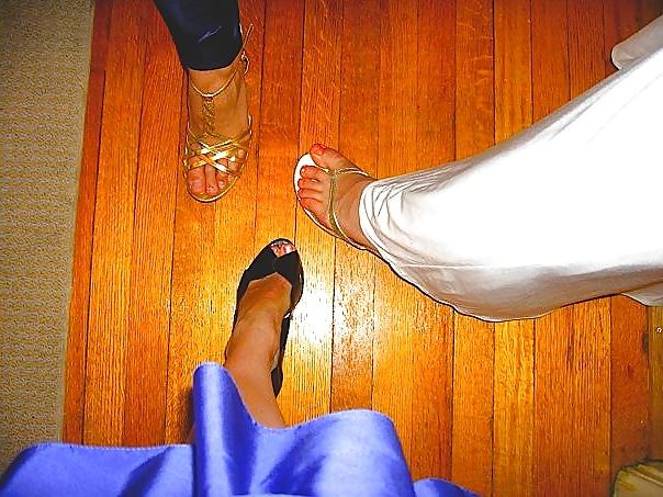 25P Celebrity feet and random footjobs