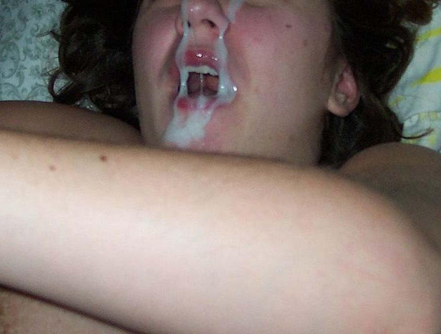 15P Real amateur girlfriends taking messy cumshots