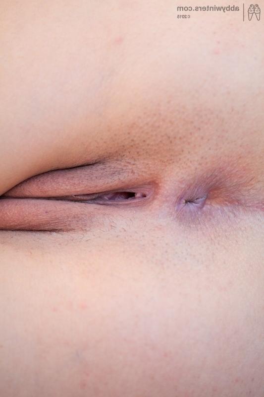 16P Alba shows her slender body and smooth tanned skin