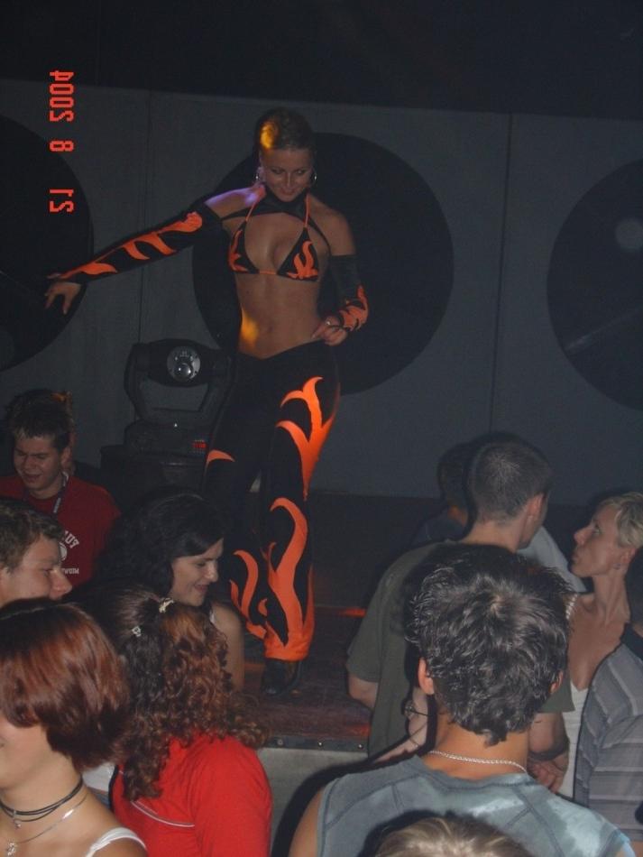 10P Swinger couples having an orgy
