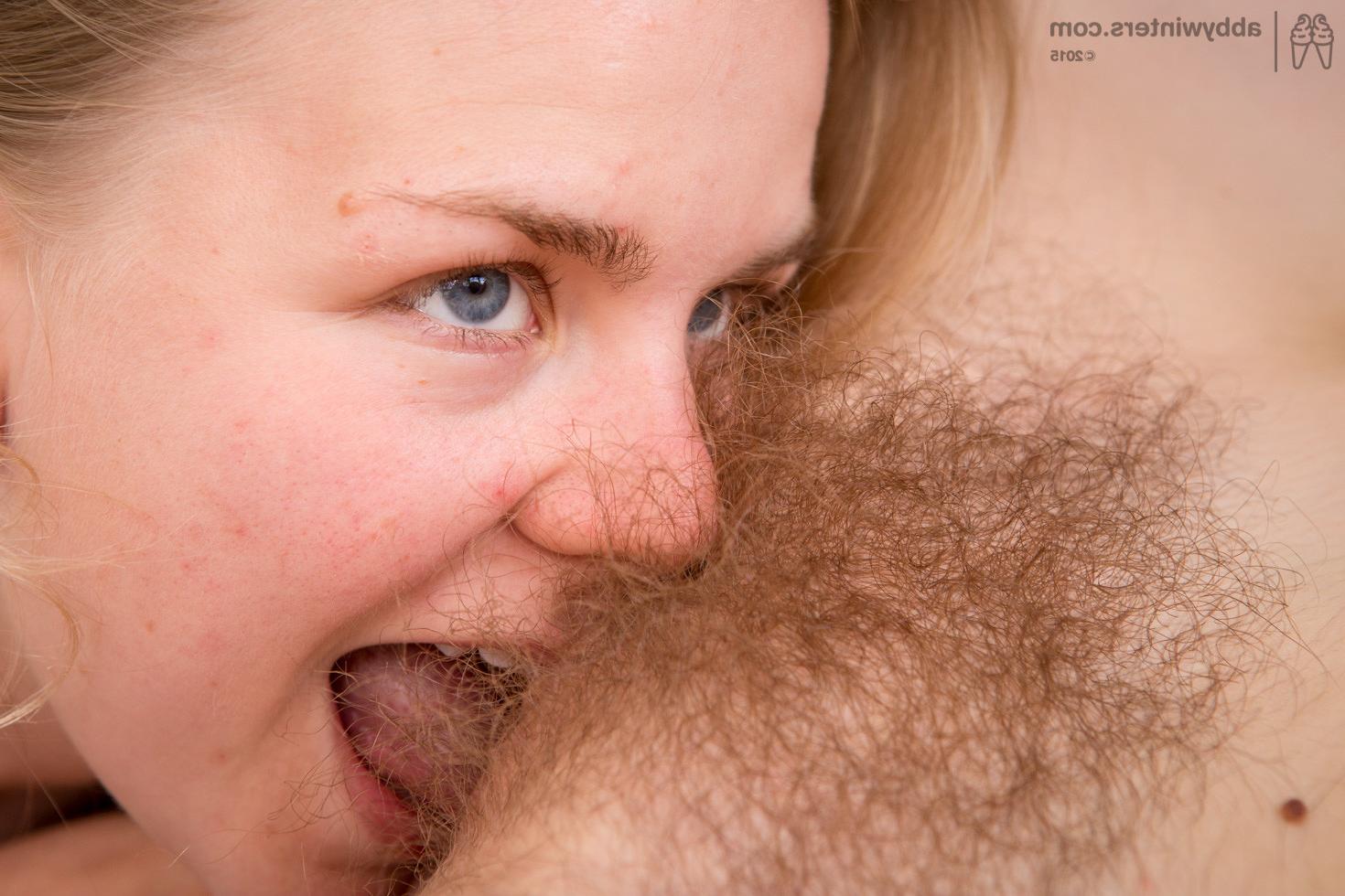 16P Fisting hairy lesbians
