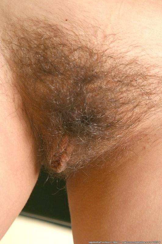 15P big tit Heidi shows off her lovlies