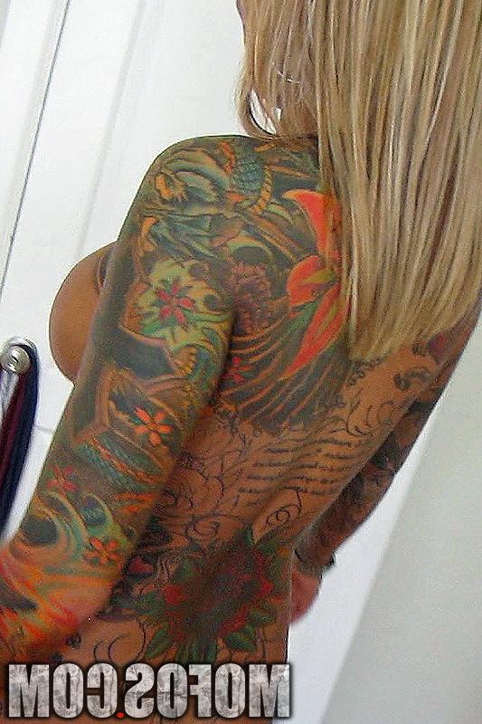 10P Tanned blonde Britney Shannon gets facial after good fucking