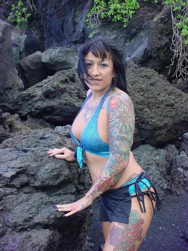 15P Extreme tattoo and piercing