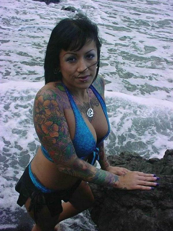 15P Extreme tattoo and piercing