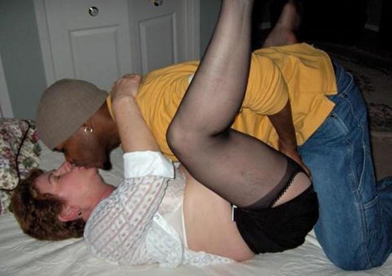 15P Sex gangbang pics of amateur swingers