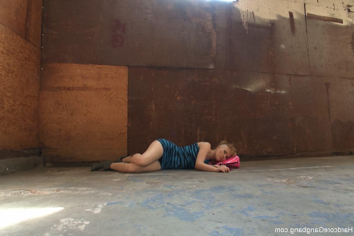 24P Sasha Knox gangbanged By 5 men with rope bondage and DP
