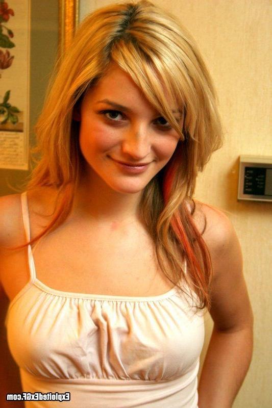 12P Secret sexy pictures revealed to the world on the net