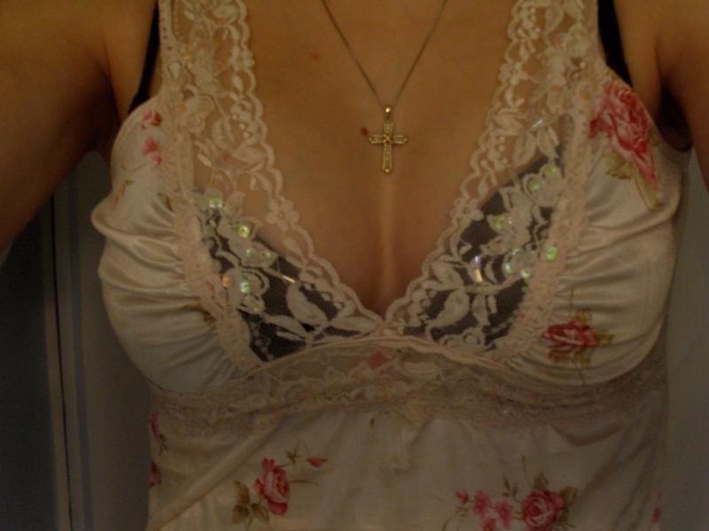 16P Naughty amateur girlfriends flaunting huge juicy melons