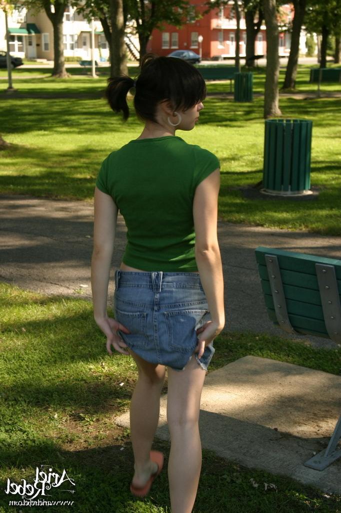16P Teen flashing upskirt outside at park