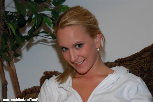 15P Super hot blonde babe takes some cock during her interview
