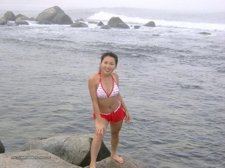 10P Selection of a sexy Thai chick teasing her boyfriend on cam