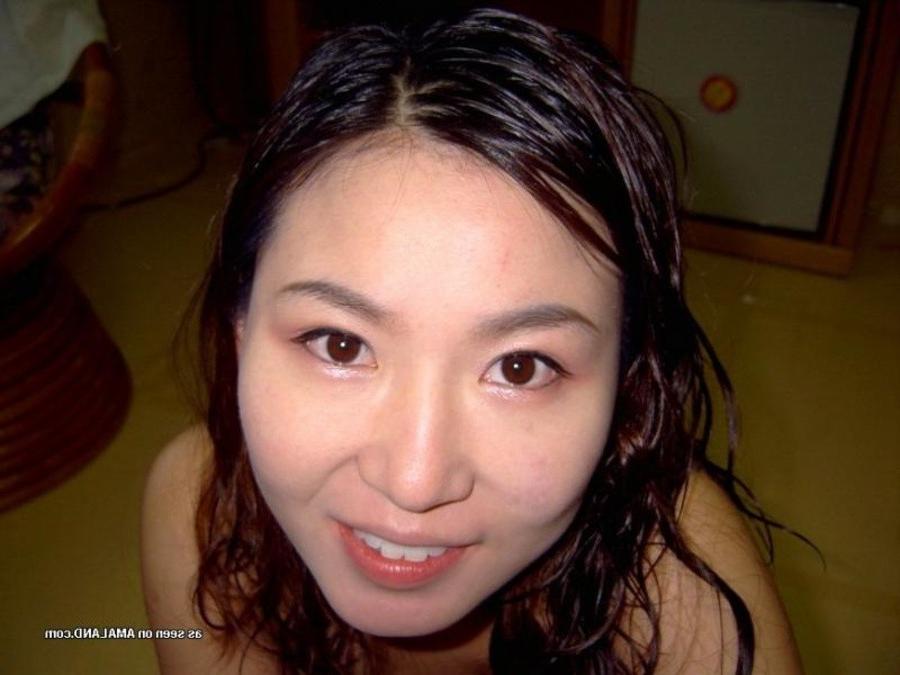 10P Selection of a sexy Thai chick teasing her boyfriend on cam