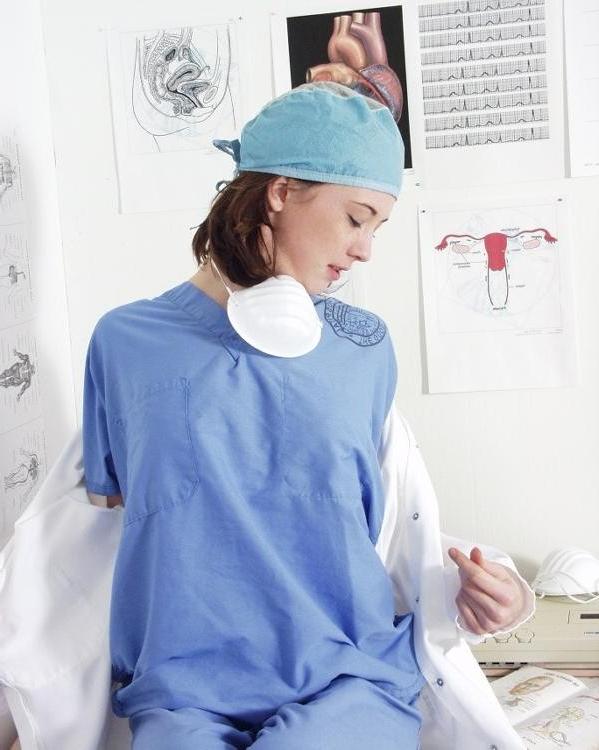 17P Brunette Nurse Medical Pussy Examination