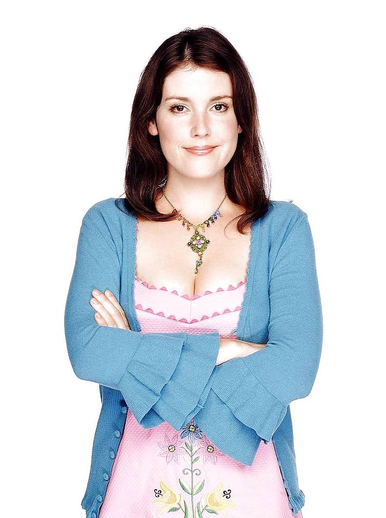 25P Melanie Lynskey collection