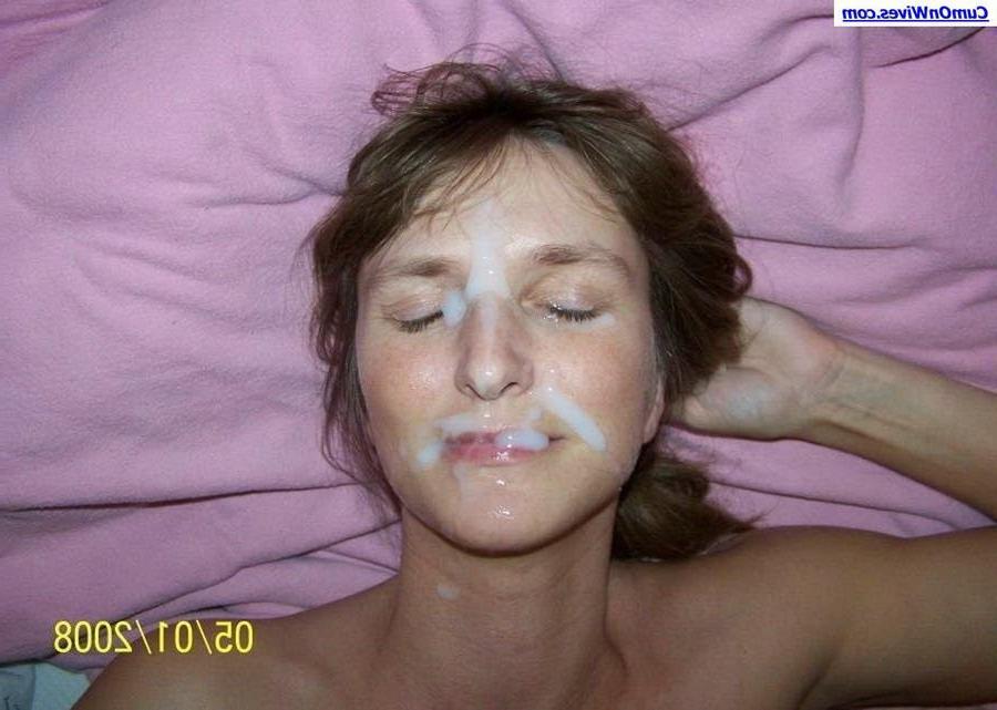 16P Cum-covered milfs in home action