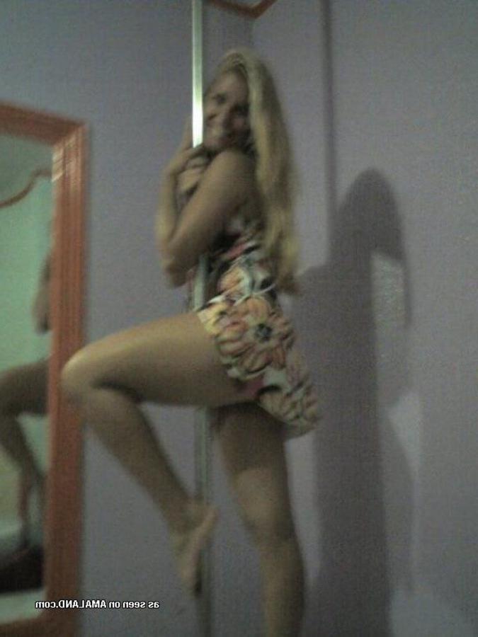 11P Amateur curvy chick getting wild with her boyfriend