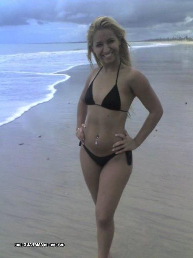 11P Amateur curvy chick getting wild with her boyfriend