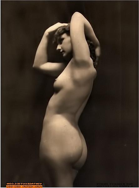 10P Sexy nude ladies in vintage erotica photos from 1900s