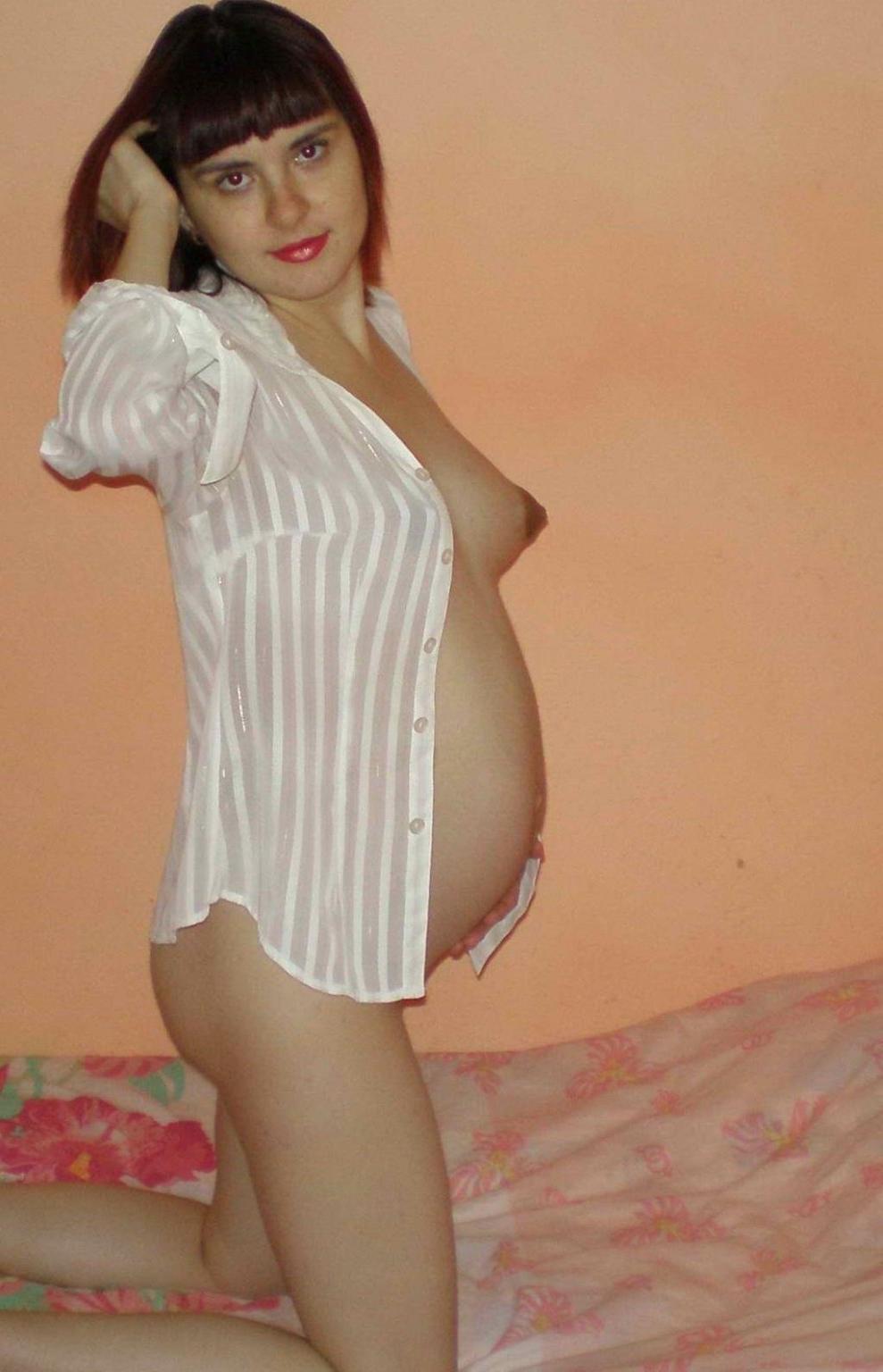12P Pregnant nude wives