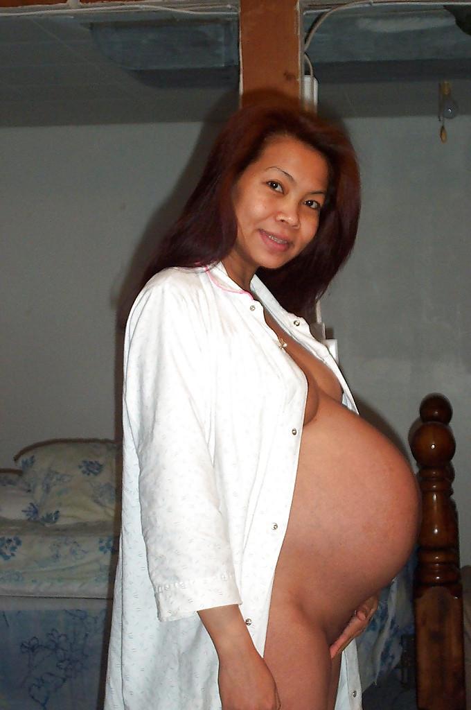 12P Horny pregnant girls