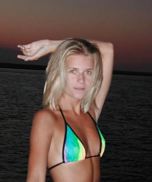 22P YOUNG AND SO HORNY 49