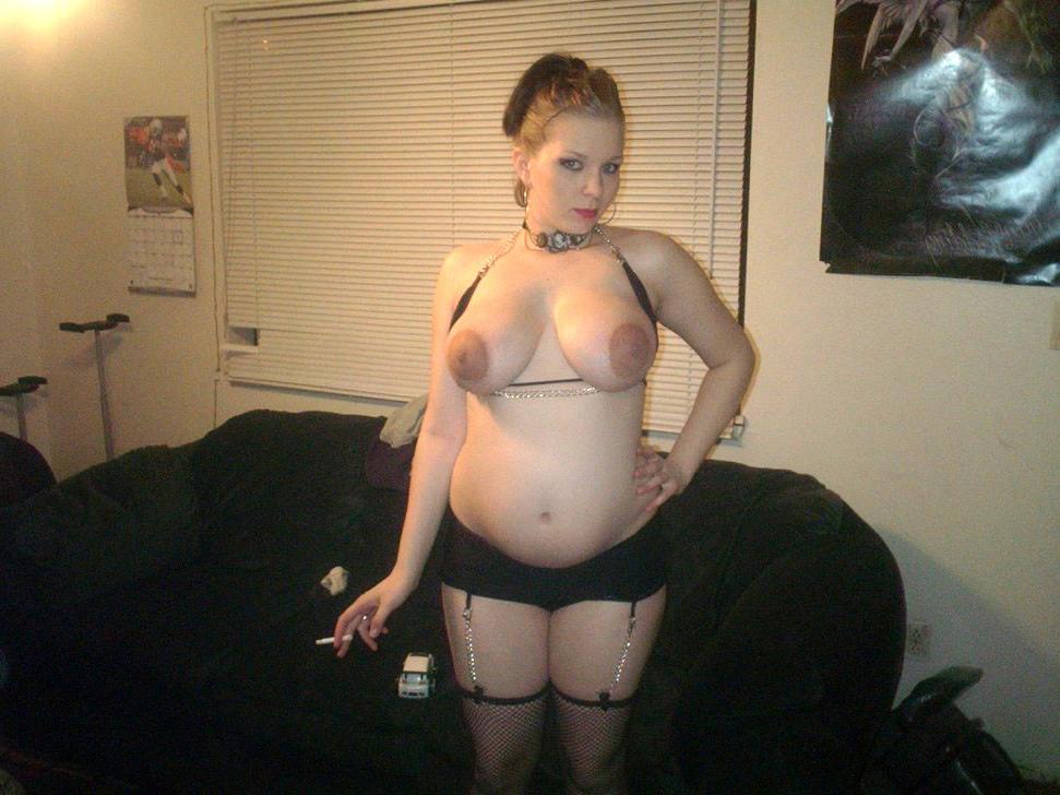 12P Nude pregnant wives
