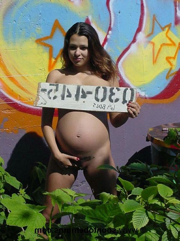 12P Pictures of nude pregnant women