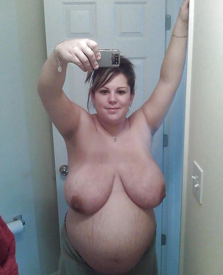 12P Naked pregnant girls amateur photos