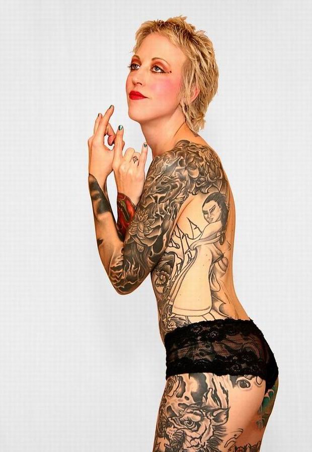 16P Extreme tattoo and piercing