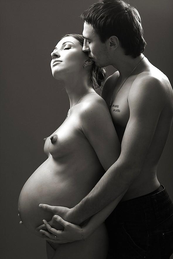 12P Pregnant ladies nude