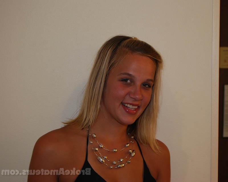 12P Hot 18 year old amateur.
