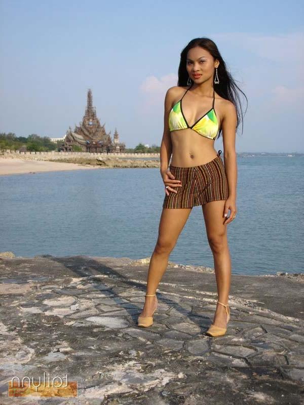 15P Asian solo model Tailynn posing in exotic Thailand