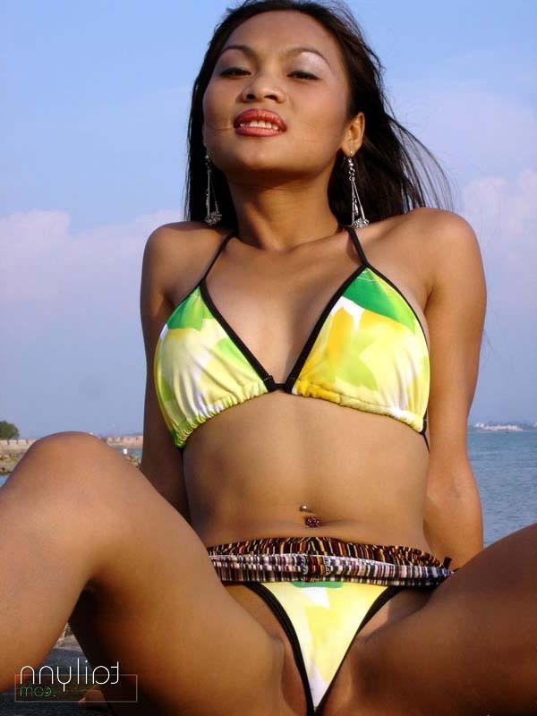 15P Asian solo model Tailynn posing in exotic Thailand