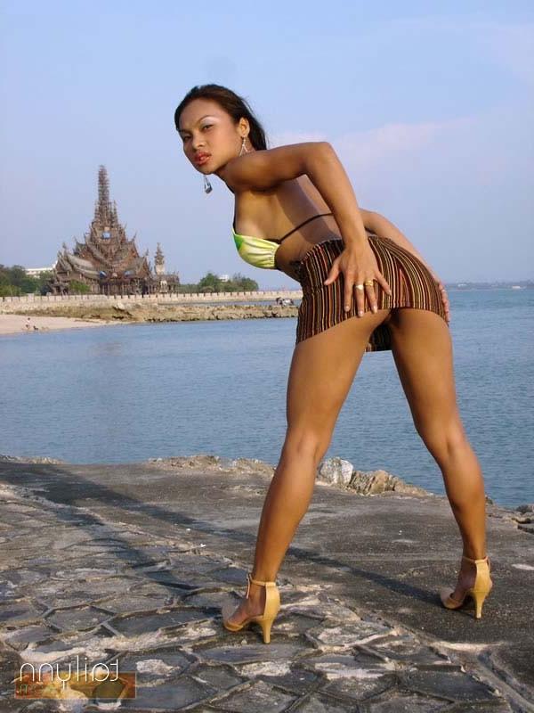 15P Asian solo model Tailynn posing in exotic Thailand