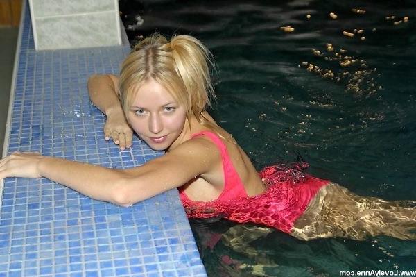15P Lovely Anne swimming in the pool