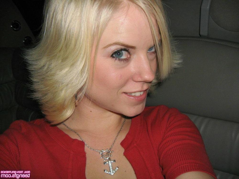15P Teen ex girlfriends posing and fucking 2