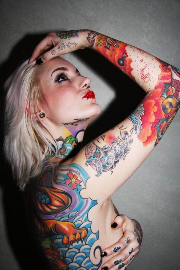 15P Extreme tattoo and piercing