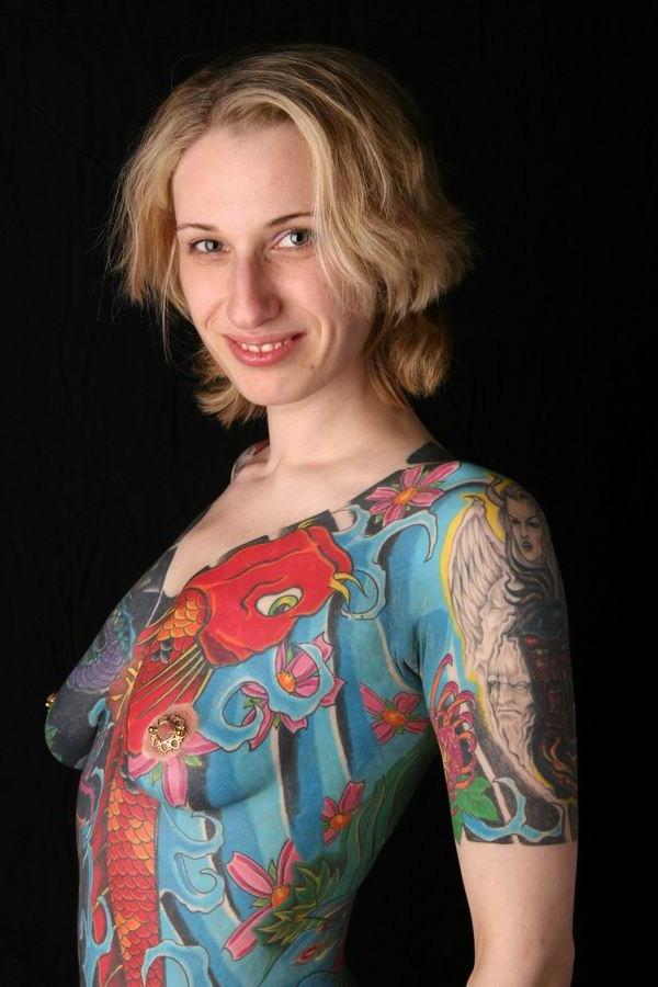 15P Extreme tattoo and piercing
