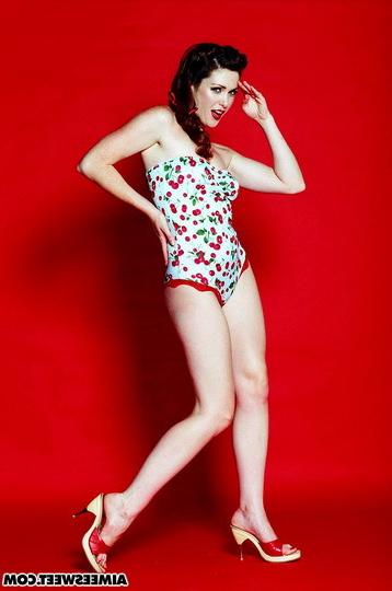 20P Aimee Sweet looking sweet and innocent